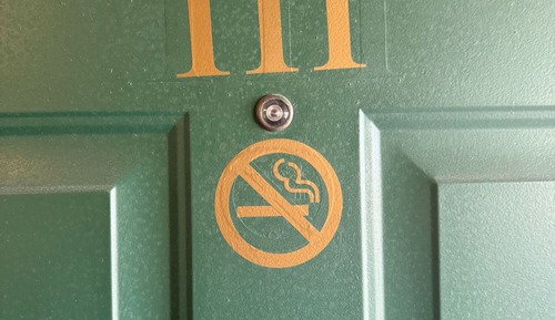 Basic Room, 1 Queen Bed, Non Smoking
