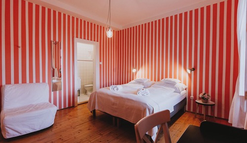 Deluxe Triple Room, Garden View