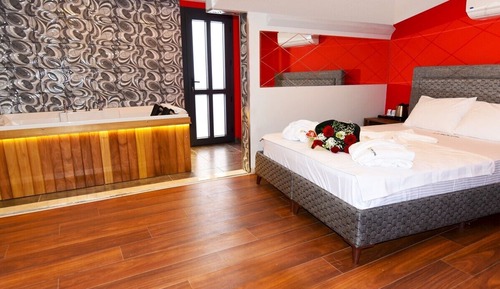 Luxury Room