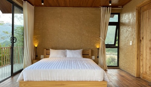 Premium Room, Balcony, Lake View