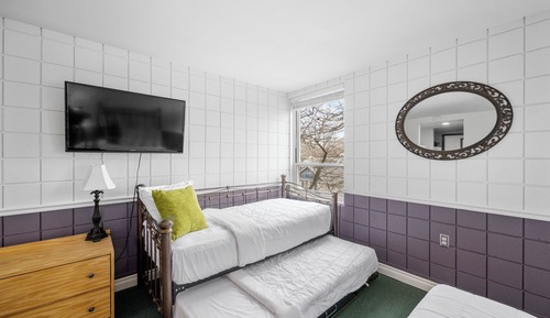 Family Room, Multiple Beds