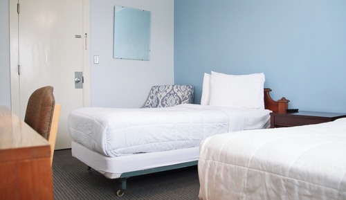 Family Room, Multiple Beds