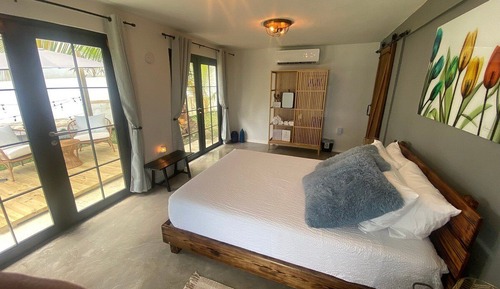 Romantic Room, 1 Queen Bed, Terrace, Garden View