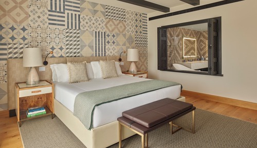 Room, 1 King Bed (Residence)