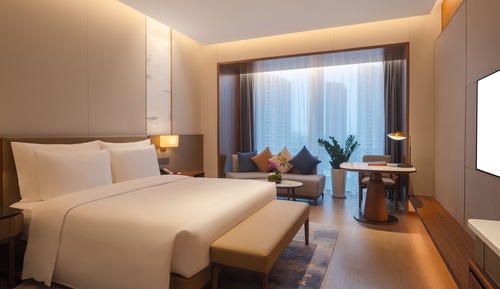 Superior Lake View King Room