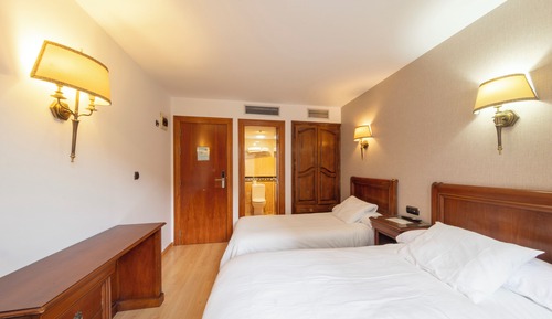 Triple Room