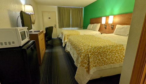 Room, 2 Queen Beds, Non Smoking, Microwave