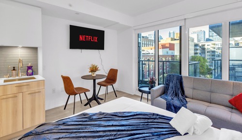 Traditional Studio Suite, Balcony