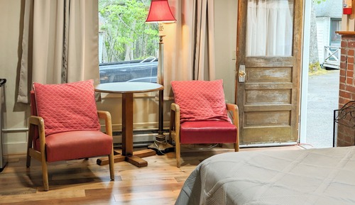 One Bedroom Cabin (Studio) (Pet Friendly)