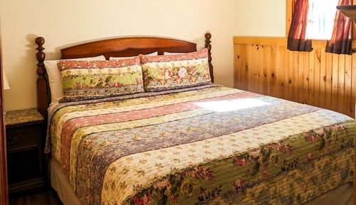 Two Bedroom Cabin with Living Room, Kitchen & Enclosed Porch