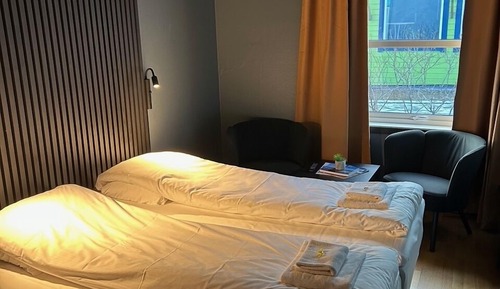 Economy Room