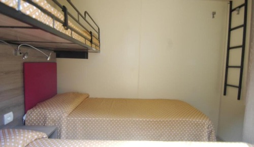 Superior Mobile Home, 2 Bedrooms, Private Bathroom