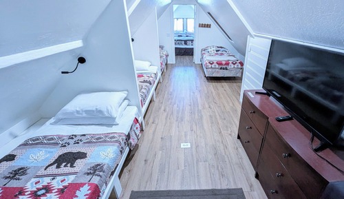 Cottage 1A - Silver Fox