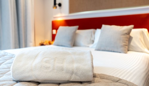 Superior Double Room (2 Adults + 2 Children)