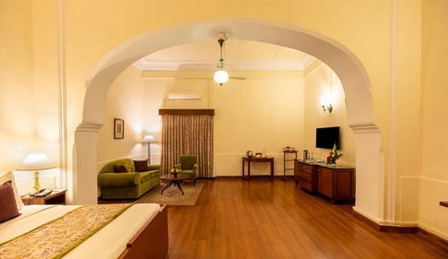 Exclusive Suite