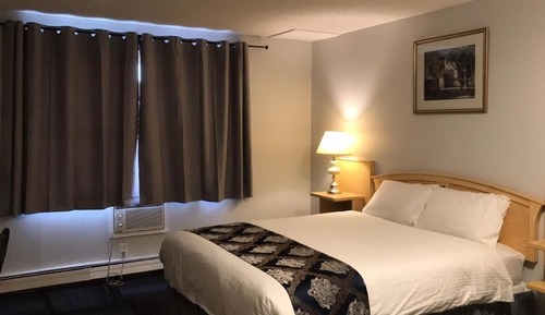Family Room, 2 Queen Beds, Non Smoking