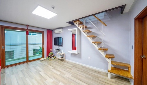 Room (ERION duplex)