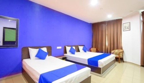 Deluxe Triple Room, Private Bathroom, City View