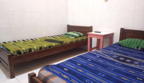 Economy Twin Room