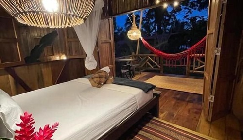 Deluxe Bungalow