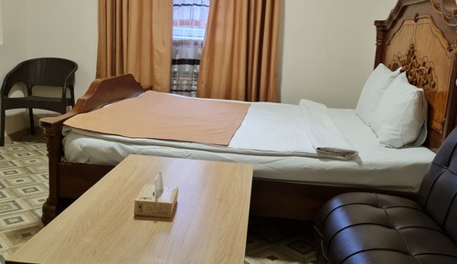 Economy Twin Room
