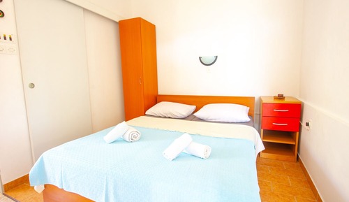 Economy Studio