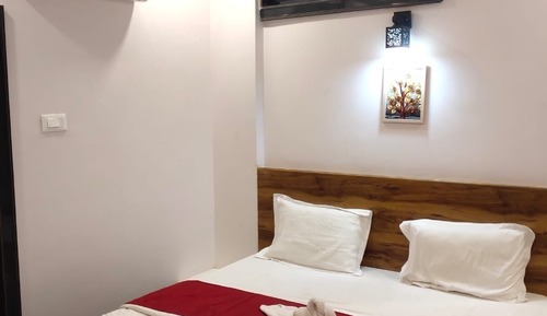 Deluxe Double Room, City View
