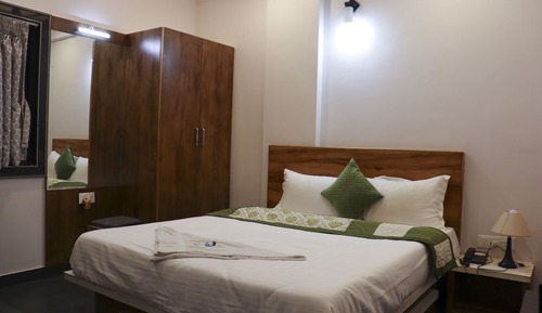 Executive Suite, City View