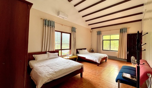 Deluxe Triple Room, Multiple Beds, Mountain View, Mountainside