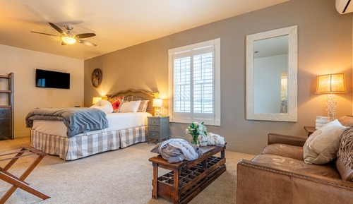 Honeymoon Room