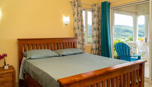 Deluxe Apartment, Garden View