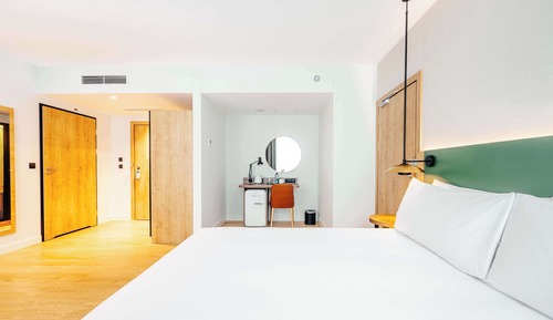 Room, 1 King Bed, Accessible