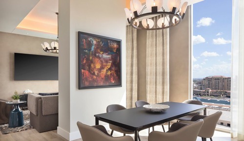 Penthouse 1 Bedroom Suite
