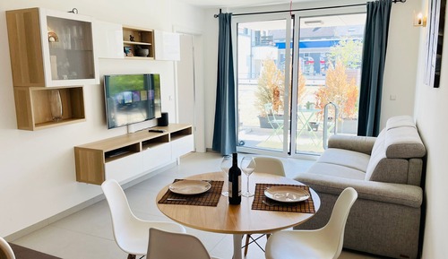 Deluxe Apartment