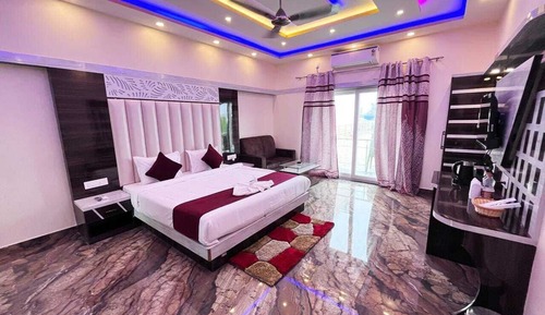 Platinum room