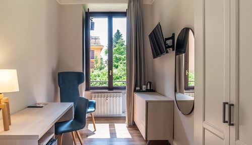 Classic Single Room