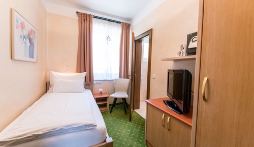 Basic Single Room
