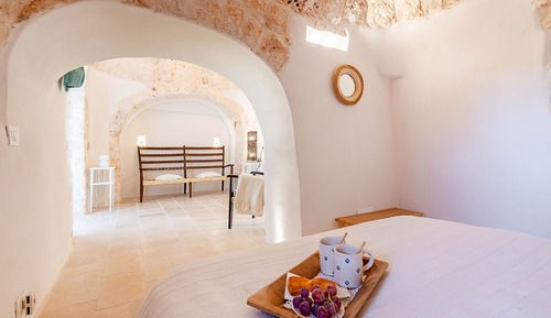 Family Villa, 2 Bedrooms, 2 Bathrooms, Mountainside (Trullo Marilì on the Fasano Selva)