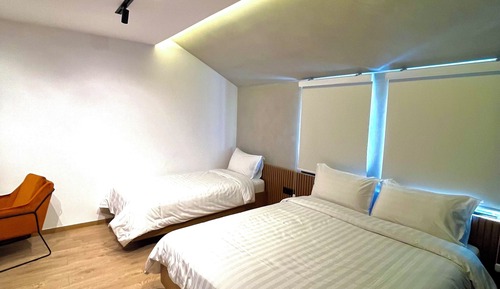 Triple Room
