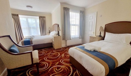 Basic Triple Room