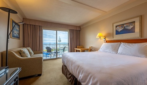 Standard Single Room, 1 Queen Bed with Sofa bed, Ocean View
