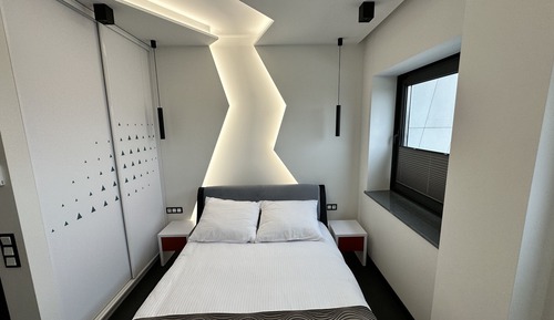 Deluxe Studio Suite