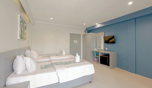 Standard Twin Room