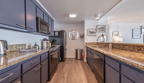 Deluxe Condo, 3 Bedrooms, Lake View, Lakeside