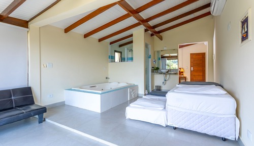 AVE DO PARAISO PISO SUPERIOR