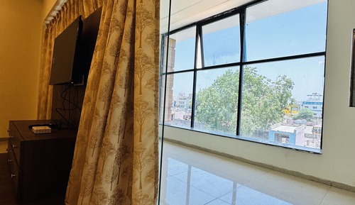 Premium Suite