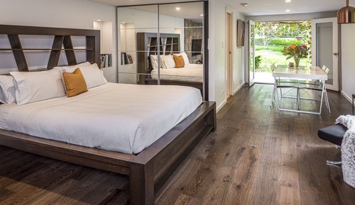 Deluxe Studio Suite