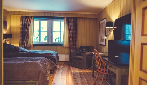 Standard Twin Room
