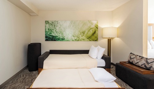 Executive Suite, 2 Double Beds, Lake View