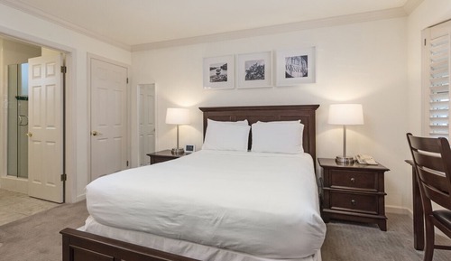 Basic Room, 1 Queen Bed